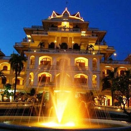 Champasak Palace Hotel Pakse Bagian luar foto