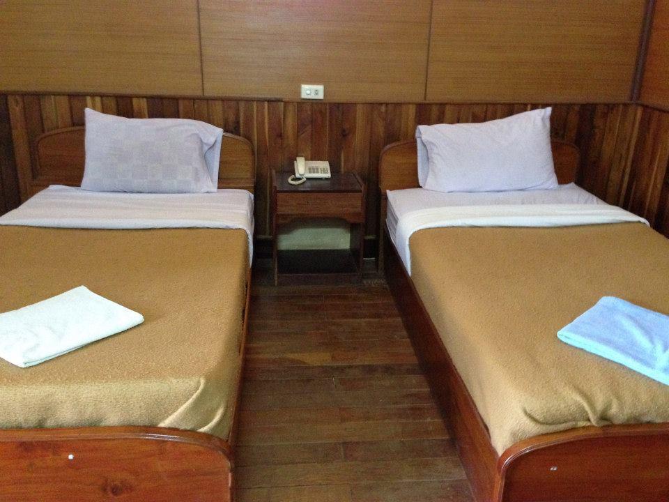 Champasak Palace Hotel Pakse Bagian luar foto