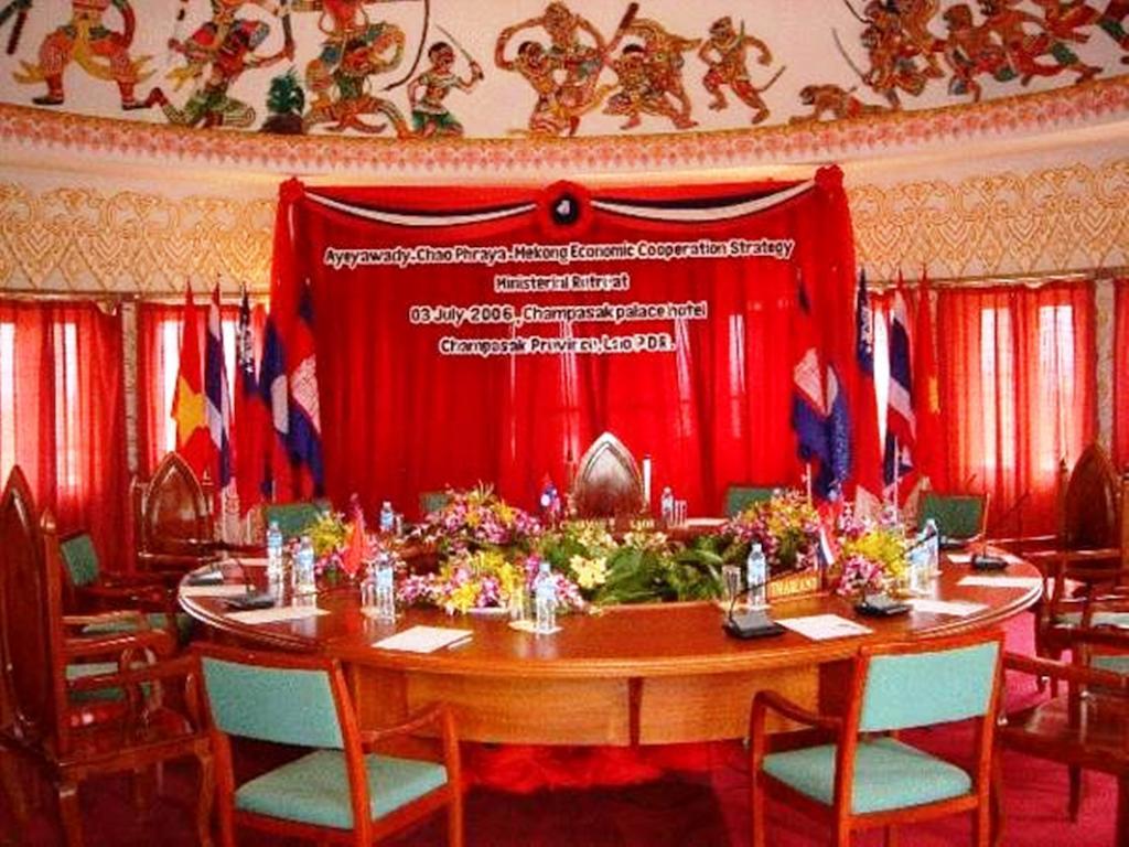 Champasak Palace Hotel Pakse Bagian luar foto